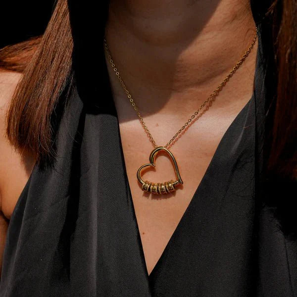 To The Best Mum In The World - Love Necklace With Engraved Pendant